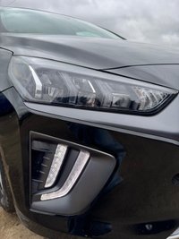 USED 2022 22 HYUNDAI IONIQ 38.3kWh Premium Hatchback 5dr Electric Auto (136 ps) 