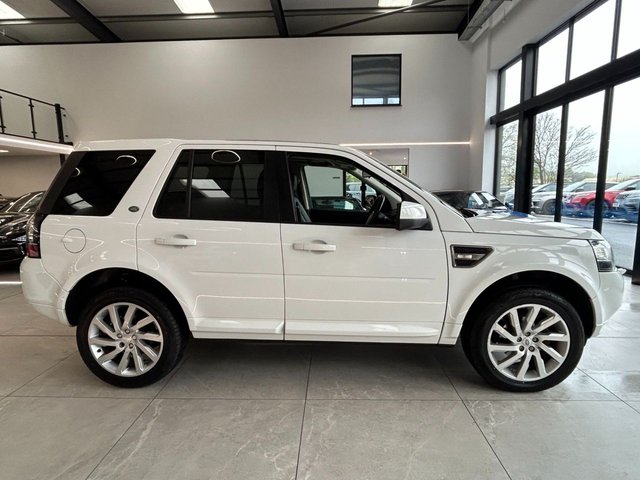 View our LAND ROVER FREELANDER 2