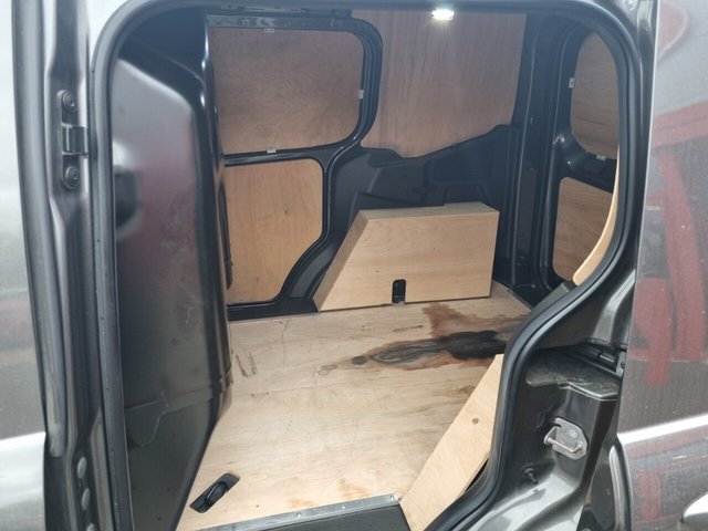 2023 FORD TRANSIT COURIER - Photo 2