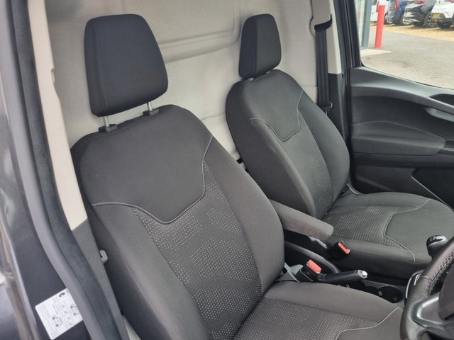 2023 FORD TRANSIT COURIER - Photo 4