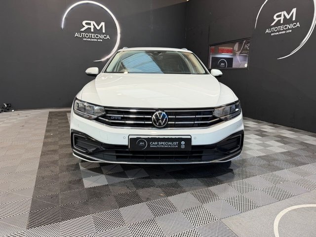 2022 VOLKSWAGEN PASSAT - Photo 4