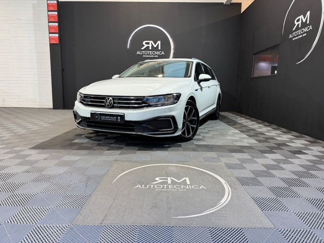 2022 VOLKSWAGEN PASSAT