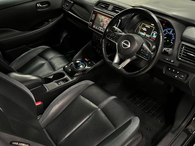 View our NISSAN LEAF
