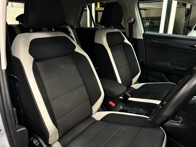 View our VOLKSWAGEN T-ROC