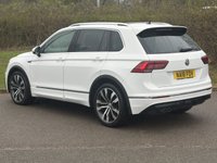 USED 2018 18 VOLKSWAGEN TIGUAN 2.0 TDI R-Line SUV 5dr Diesel DSG Euro 6 (s/s) (150 ps) PANORAMIC ROOF, HEATED SEATS