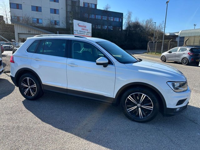 2018 VOLKSWAGEN TIGUAN - Photo 6