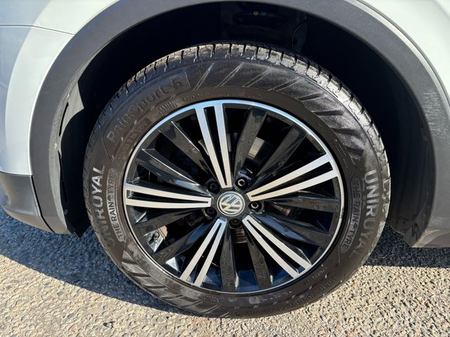 2018 VOLKSWAGEN TIGUAN - Photo 10