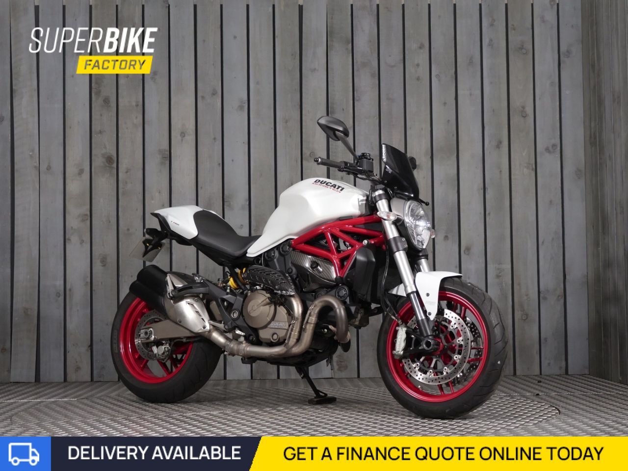 DUCATI MONSTER 821MONSTER 821
