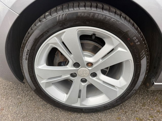 2016 PEUGEOT 308 SW - Photo 11