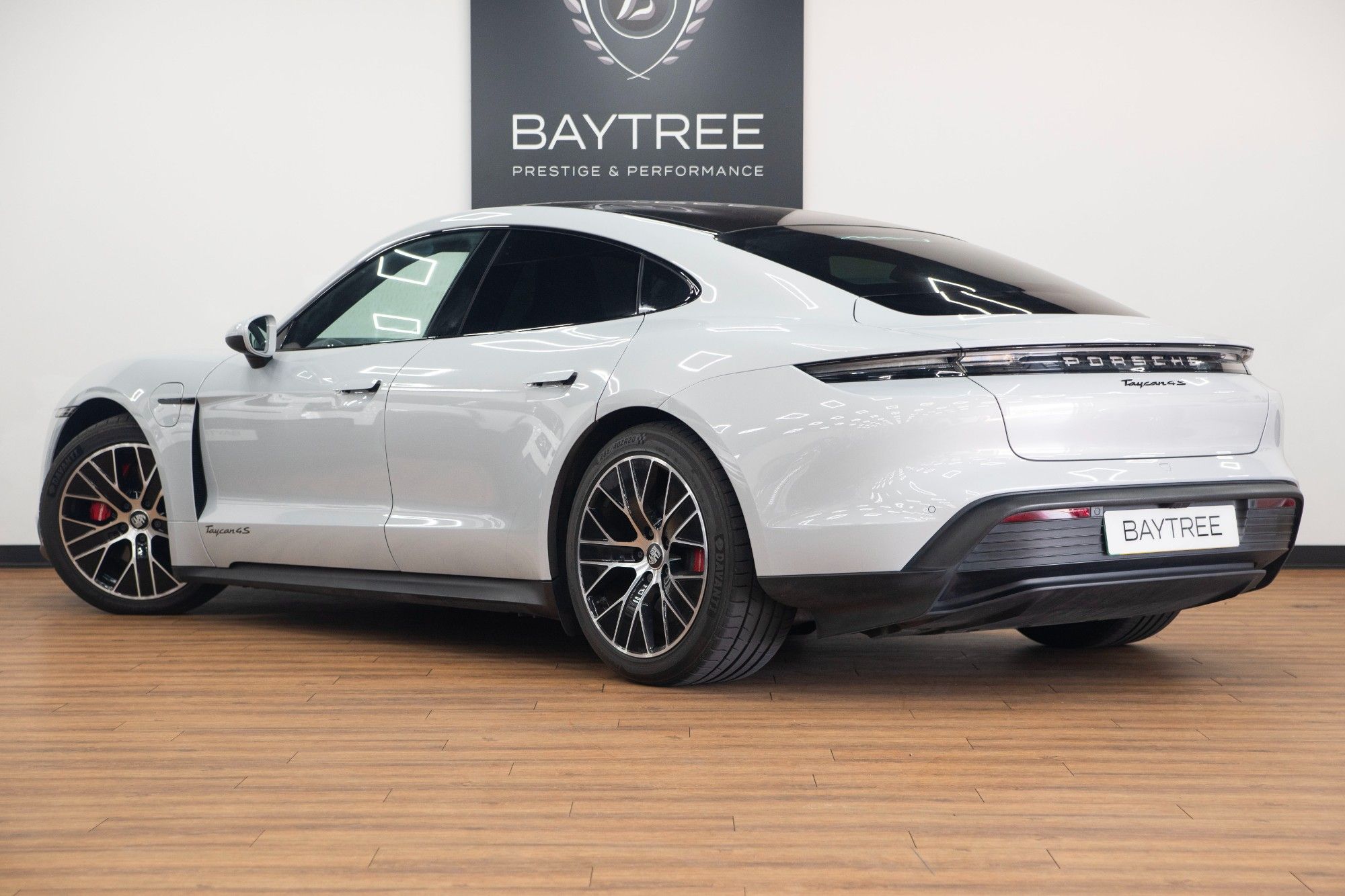 USED 2023 23 PORSCHE TAYCAN Performance Plus 93.4kWh 4S Saloon  