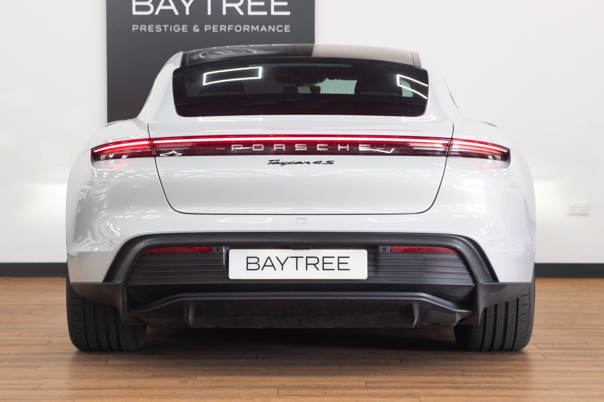 USED 2023 23 PORSCHE TAYCAN Performance Plus 93.4kWh 4S Saloon  