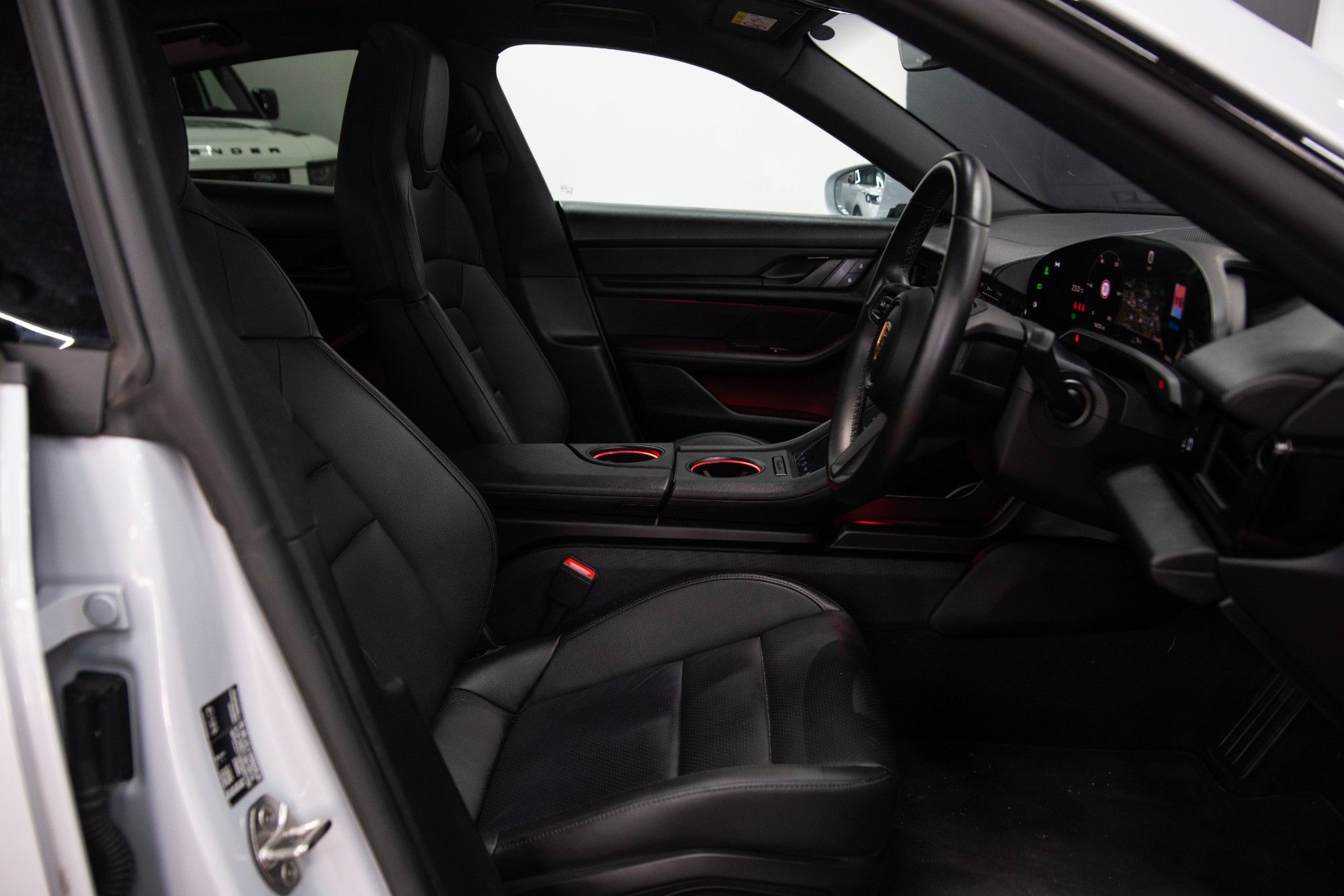 USED 2023 23 PORSCHE TAYCAN Performance Plus 93.4kWh 4S Saloon  