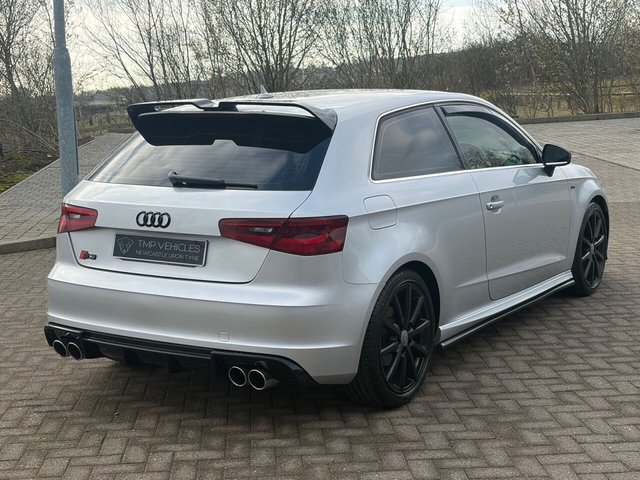 AUDI A3 2.0 TDI S line Hatchback 3dr Diesel Manual Euro 5 (s/s) (150 ps) - Photo 6