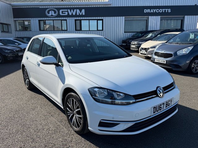 View our VOLKSWAGEN GOLF