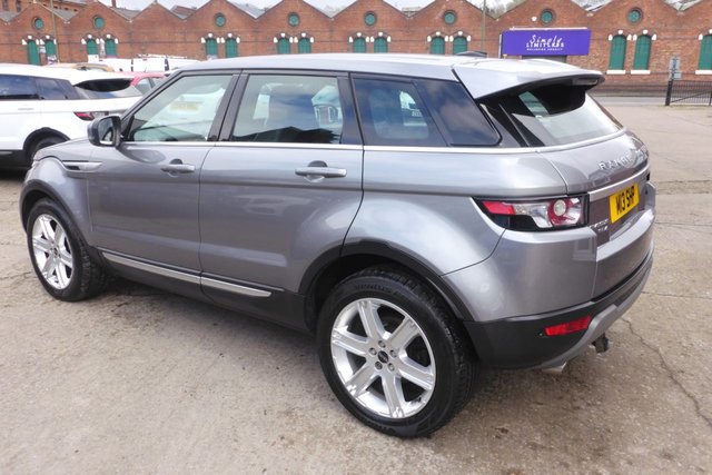 2012 Land Rover RANGE ROVER EVOQUE - Photo 11
