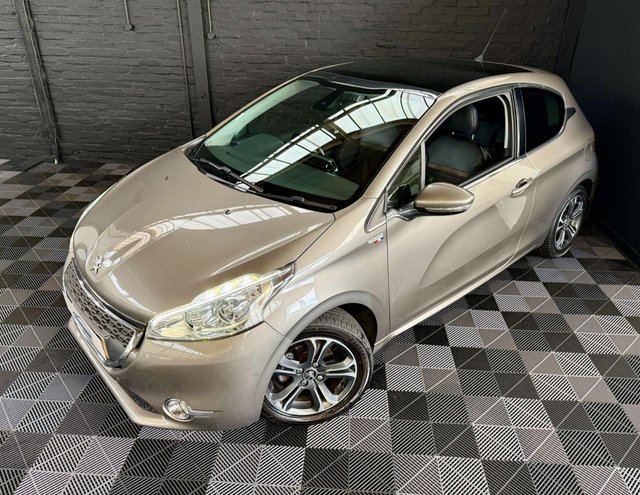 2013 PEUGEOT 208 - Photo 5