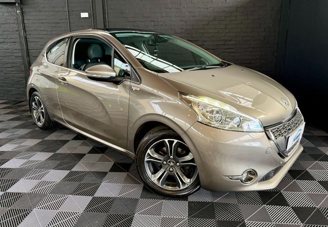 2013 PEUGEOT 208 - Photo 11