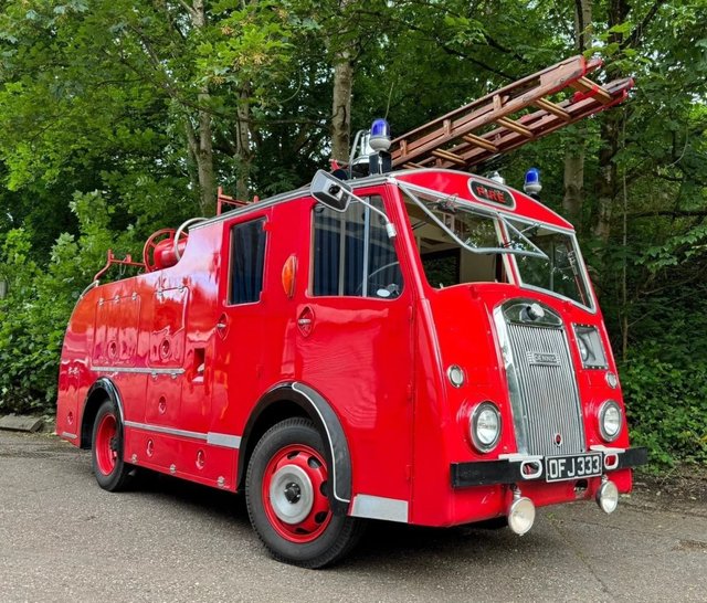View our DENNIS F8