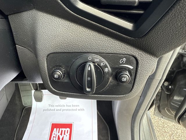 2018 FORD C-MAX - Photo 12