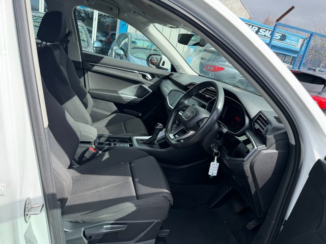 2019 AUDI Q3 - Photo 8