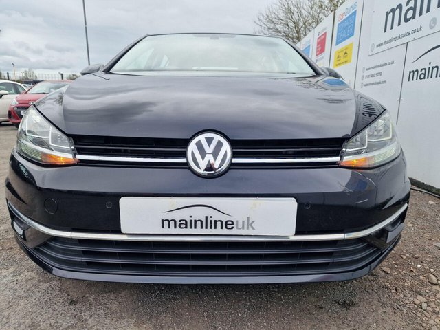 2018 VOLKSWAGEN GOLF - Photo 2