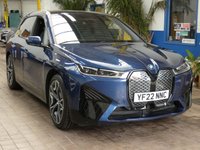 USED 2022 22 BMW IX 40 76.6kWh M Sport SUV 5dr Electric Auto xDrive (326 ps) STUNNING EXAMPLE SKYLOUNGE VISIBILITY COMFORT PACKS SAT NAV LEATHER HEATED SEATS CRUISE PARKING SENSORS BMW SERVICE WARRANTY