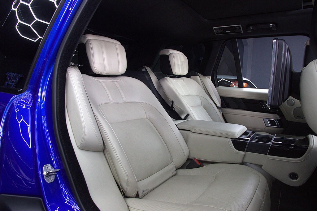 USED 2019 69 LAND ROVER RANGE ROVER 3.0 SD V6 Autobiography Auto 4WD Euro 6 (s/s) 5dr Deposit taken