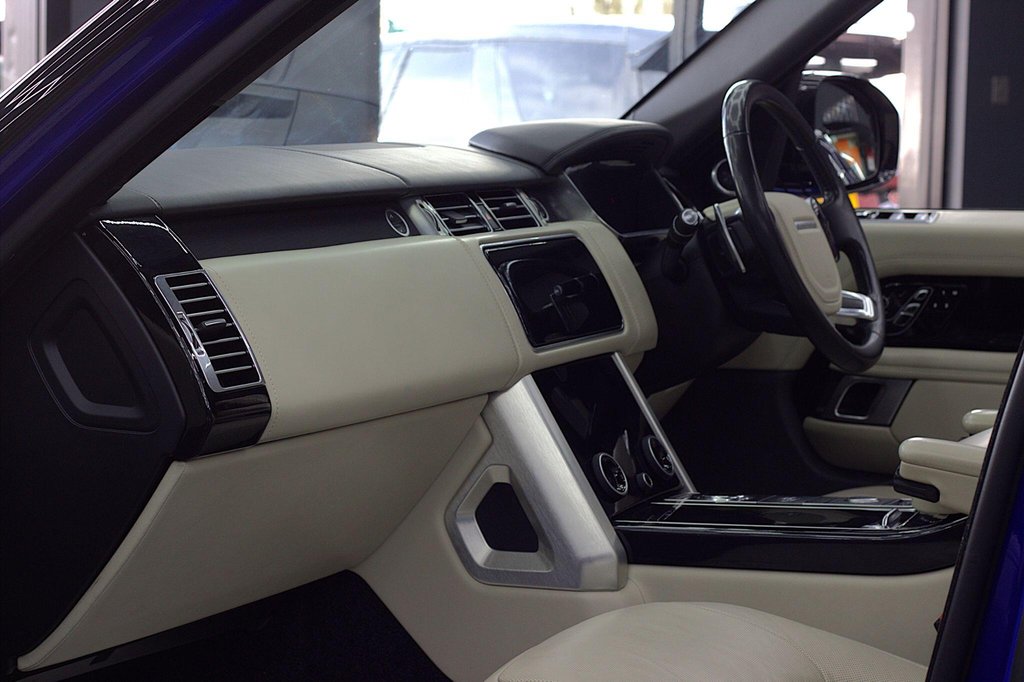 USED 2019 69 LAND ROVER RANGE ROVER 3.0 SD V6 Autobiography Auto 4WD Euro 6 (s/s) 5dr Deposit taken