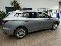 USED 2022 22 MG MG5 61.1kWh Exclusive Long Range Estate 5dr Electric Auto (156 ps) SAT NAV HEATED LEATHER REAR VIEW CAMERA CRUISE CONTROL PARKING SENSORS 1 OWNER SERVICE HISTORY WARRANTY