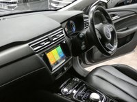 USED 2022 22 MG MG5 61.1kWh Exclusive Long Range Estate 5dr Electric Auto (156 ps) SAT NAV HEATED LEATHER REAR VIEW CAMERA CRUISE CONTROL PARKING SENSORS 1 OWNER SERVICE HISTORY WARRANTY