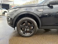 USED 2019 19 LAND ROVER DISCOVERY SPORT 2.0 eD4 SE Tech SUV 5dr Diesel Manual Euro 6 (s/s) (5 Seat) (150 ps) A STUNNING ADDITION TO OUR FORECOURT+DIESEL+JUST 2 FORMER KEEPERS+SERVICE HISTORY+PART LEATHER INTERIOR+SATELLITE NAVIGATION+PARK ASSIST+CLIMATE CONTROL+18 INCH, 5 SPLIT SPOKE, STYLE 511 ALLOY WHEELS, FINISHED IN DARK GREY GLOSS+CALL TODAY TO SPEAK WITH OUR EXPERIENCED SALES TEAM AND TO SECURE A VIEWING+READY TO DRIVE AWAY TODAY+DONT MISS OUT!!!!!!!!!!!!!!!!!!!!!!!!!!!!!