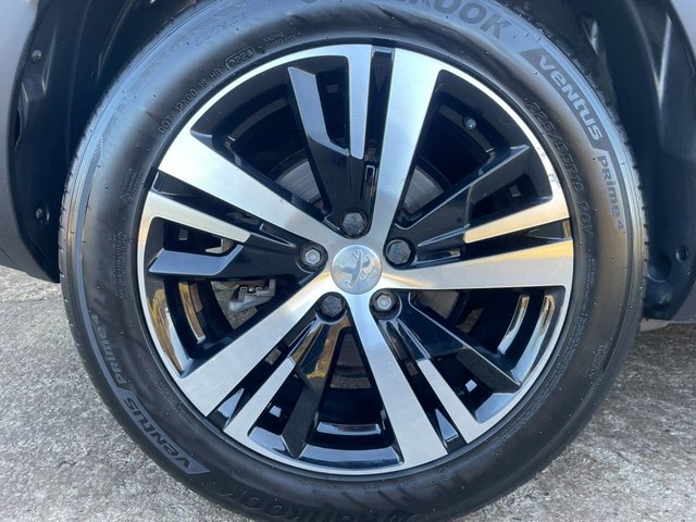 2021 PEUGEOT 3008 - Photo 7