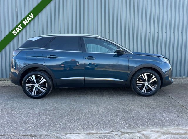 2021 PEUGEOT 3008 - Photo 4