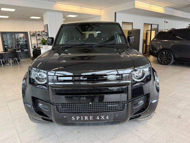 View our LAND ROVER DEFENDER 130