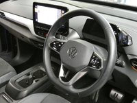 USED 2023 23 VOLKSWAGEN ID.4 Pure Performance 52kWh Life SUV 5dr Electric Auto (170 ps) SAT NAV PART LEATHER INTERIOR HEATED SEATS REAR VIEW CAMERA CRUISE CONTROL PARKING SENSORS 1 OWNER SERVICE HSITORY WARRANTY