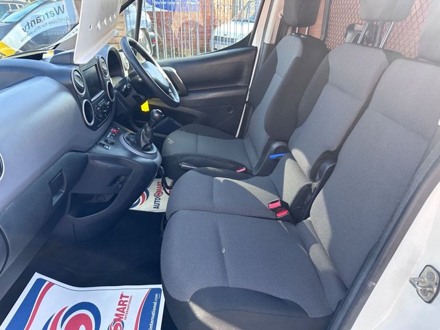 2017 PEUGEOT PARTNER - Photo 11