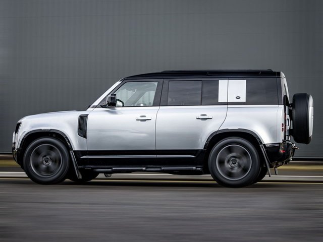 View our LAND ROVER DEFENDER