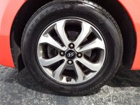 USED 2018 68 HYUNDAI I20 1.2 SE Launch Edition Hatchback 5dr Petrol Manual Euro 6 (s/s) (84 ps) 5 HYUNDAI SERVICES-REAR CAMERA-APPLE CAR PLAY/ANDROID AUTO-DAB-A/C