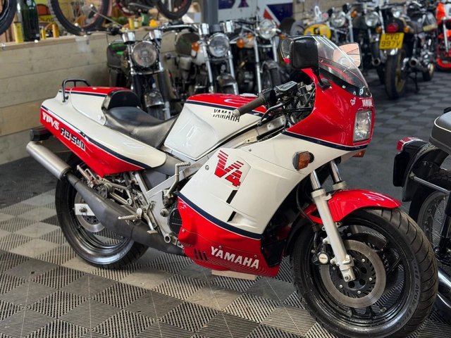 View our YAMAHA RD500