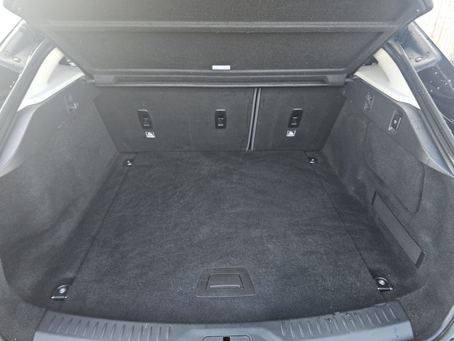 2019 JAGUAR I-PACE - Photo 9