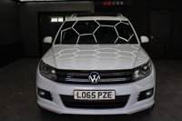 USED 2015 65 VOLKSWAGEN TIGUAN 2.0 TDI BlueMotion Tech R-Line Edition SUV 5dr Diesel DSG 4WD Euro 6 (s/s) (150 ps) PANORAMIC SUNROOF - HEATED LEATHERS