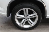USED 2015 65 VOLKSWAGEN TIGUAN 2.0 TDI BlueMotion Tech R-Line Edition SUV 5dr Diesel DSG 4WD Euro 6 (s/s) (150 ps) PANORAMIC SUNROOF - HEATED LEATHERS