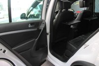 USED 2015 65 VOLKSWAGEN TIGUAN 2.0 TDI BlueMotion Tech R-Line Edition SUV 5dr Diesel DSG 4WD Euro 6 (s/s) (150 ps) PANORAMIC SUNROOF - HEATED LEATHERS