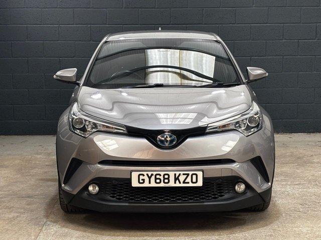 2018 TOYOTA C-HR - Photo 3