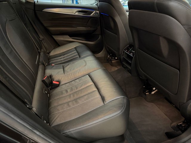 BMW 6 SERIES GRAN TURISMO 3.0 640i SE GT 5dr Petrol Auto xDrive Euro 6 (s/s) (340 ps) - Photo 8