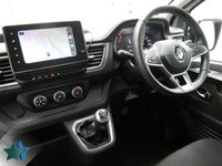 USED 2023 23 RENAULT TRAFIC SL28 2.0 BLUEDCI 130 BHP SWB SPORT NAV EDITION SAT NAV | AIR CON | ALLOYS | SPORT