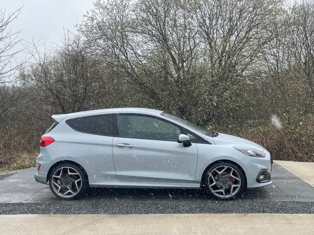 2020 FORD FIESTA - Photo 3