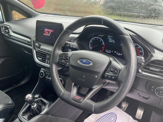 2020 FORD FIESTA - Photo 5