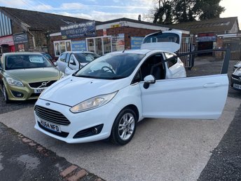 2014 FORD FIESTA