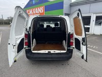 USED 2021 21 CITROEN BERLINGO 1.5 BlueHDi 650 Enterprise M Panel Van 5dr Diesel Manual SWB Euro 6 (s/s) (75 ps) This 2021 Citroen Berlingo is a clear vehicle history example, offering peace of mind alongside its practical features. This 1.5 BlueHDi 650 Enterprise M SWB Euro 6 (s/s) 5dr model, with its 1.5 litre diesel engine, is presented in the Enterprise M trim. It benefits from rear parking sensors with parking assistance, air conditioning, and an 8in colour touchscreen that includes Citroen Connect DAB Radio, Bluetooth handsfree, a USB socket, and an aux in jack. The height adjustable halogen headligh